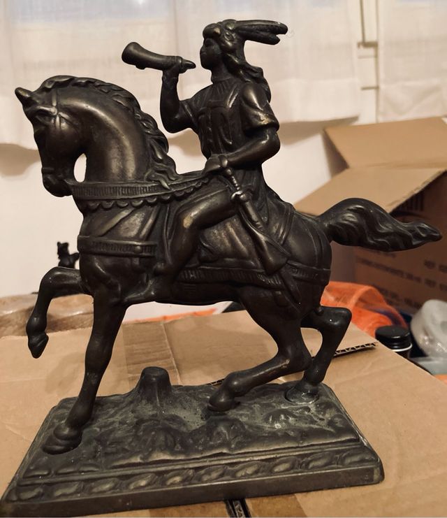 Cavallo in Fusione di Metallo