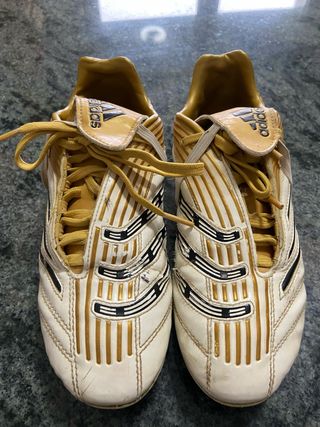 BOTAS FÚTBOL NIÑO