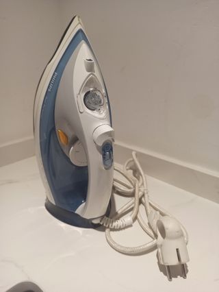 Plancha philips 2400w + protector