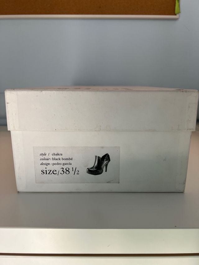 Stivaletti con tacco