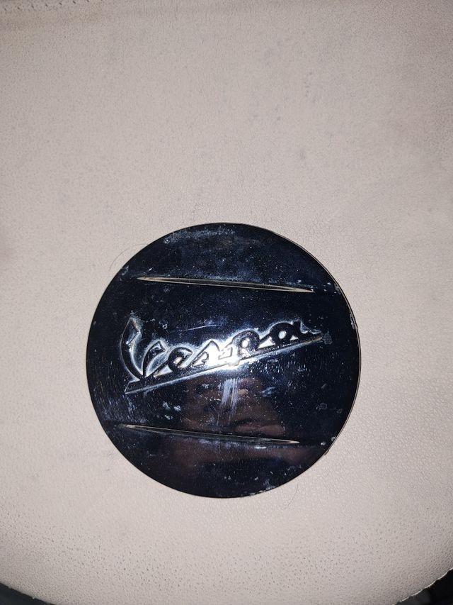 Embellecedor  Vespa LX