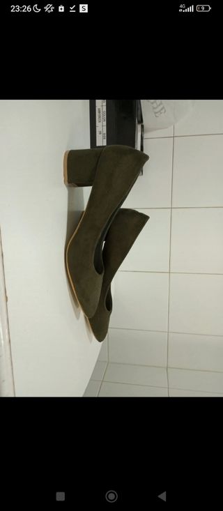 Zapatos de tacón verdes