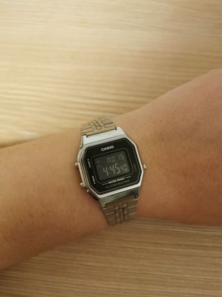 Reloj  digital casio
