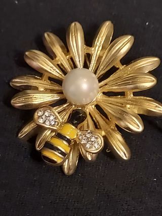 Broche y colgante para collar abeja margarita joya
