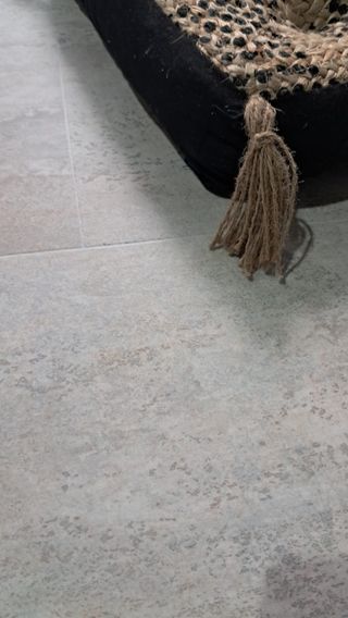 SUELO PVC A MEDIDA IMITACIÓN A MADERA Y CERÁMI