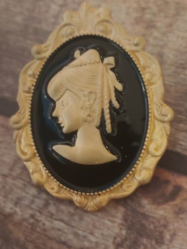 Broche y colgante para collar estilo mujer vintage