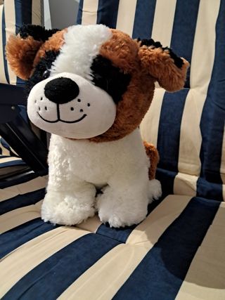Perro peluche