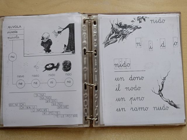 lotto 2 abecedari vintage