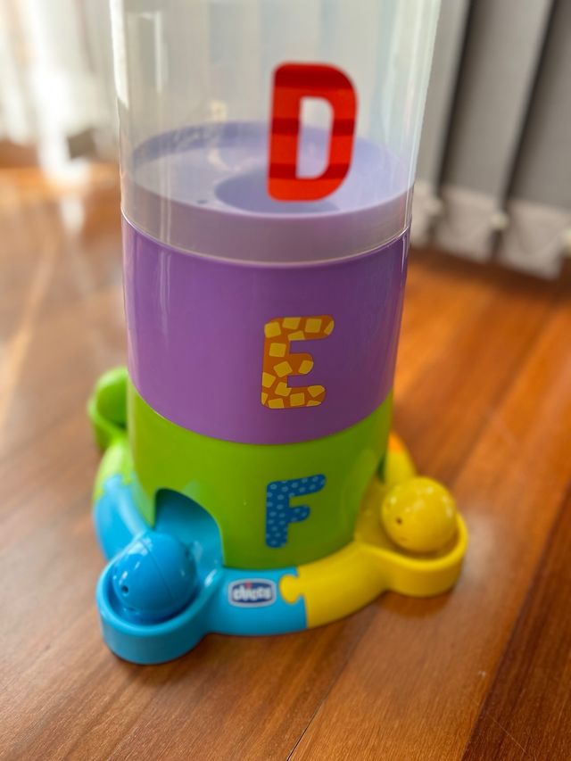 JUGUETE súper Torre Apilable marca CHICCO