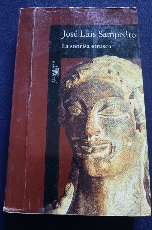 La sonrisa etrusca de José Luis Sampedro