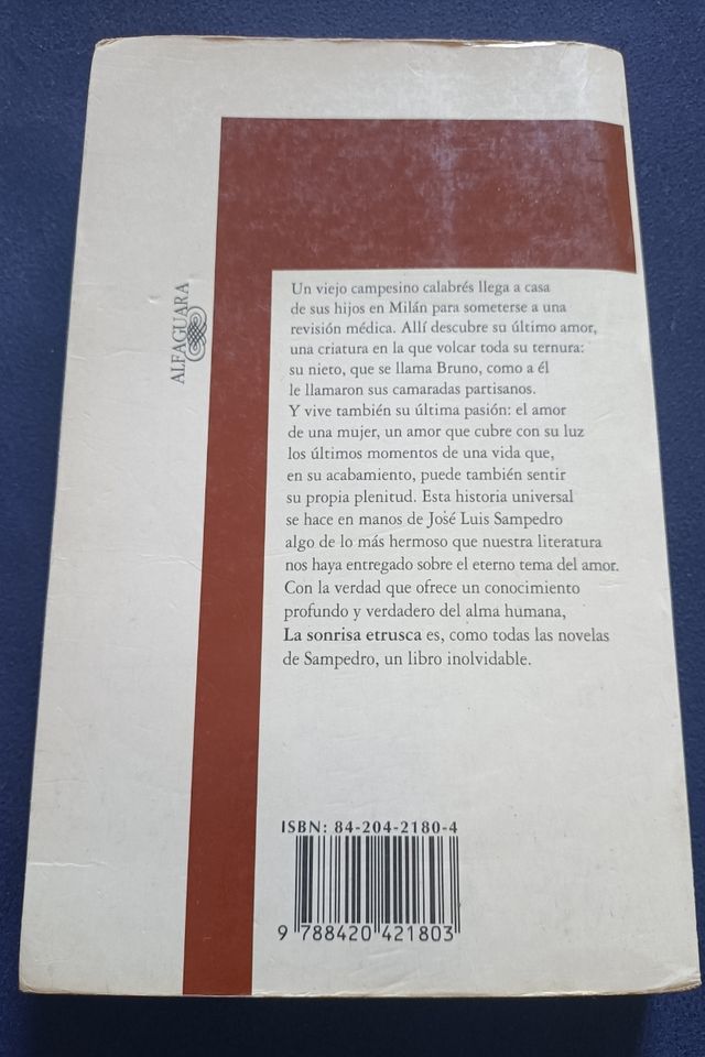 La sonrisa etrusca de José Luis Sampedro