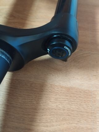 HORQUILLA ROCKSHOX 35 GOLD RL DEBONAIR 29" NUEVA