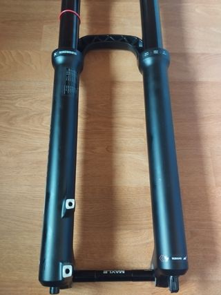 HORQUILLA ROCKSHOX 35 GOLD RL DEBONAIR 29" NUEVA