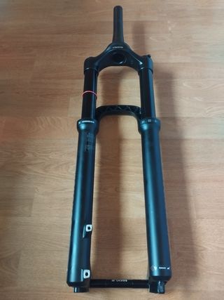 HORQUILLA ROCKSHOX 35 GOLD RL DEBONAIR 29" NUEVA