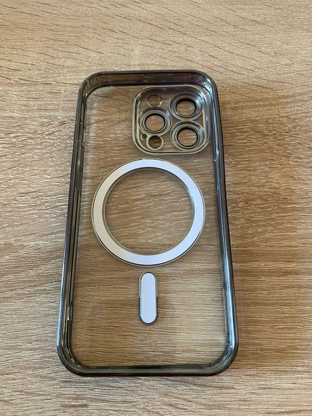 ✅ Custodia per iPhone 14 Pro con MagSafe