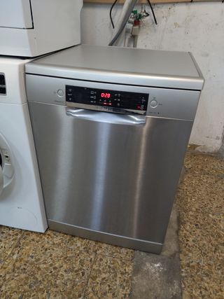 TIENDA FÍSICA "REAL"Lavavajillas Bosch casi nuevo!
