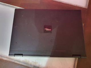 Ordenador portatil + teclado y raton