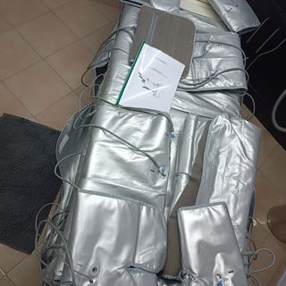 Maquina presoterapia+ electromodelaje