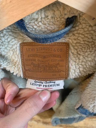 chaqueta vaquera con borrego Levis