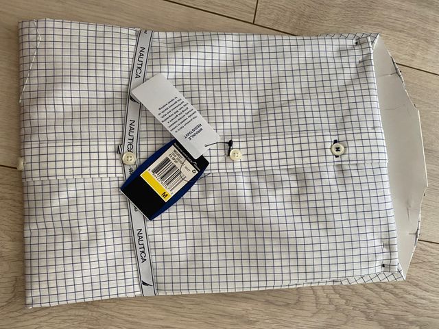 Camisa Naútica, talla M, sin estrenar.