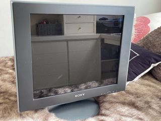 Monitor Sony LCD 17 “ SDMH74P