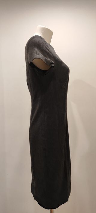 Vestido corto sin mangas Zara Basic.