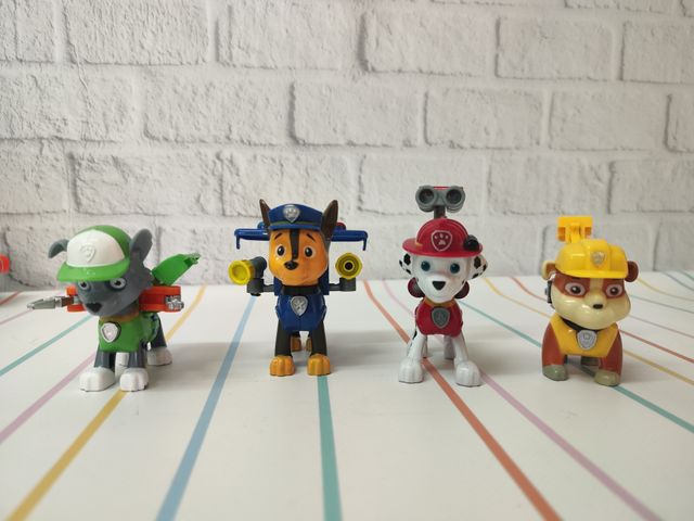 Lote figuras con movimiento de la Patrulla Canina