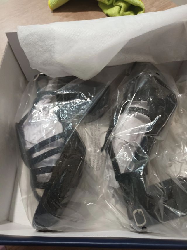 Zapatos fiesta brillante