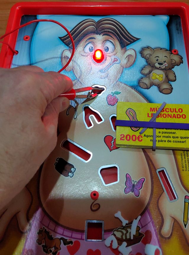 Juego de mesa Operación