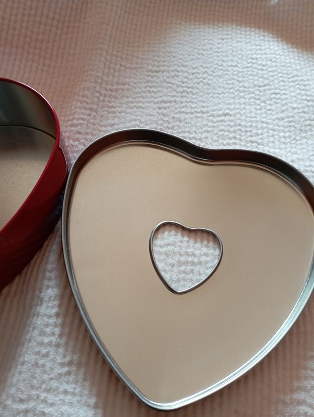 Caja metálica laton