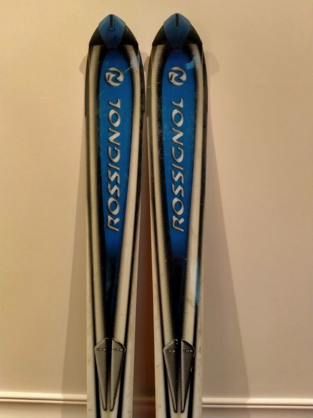 Esquís , con sistema Vas,antivibraciones