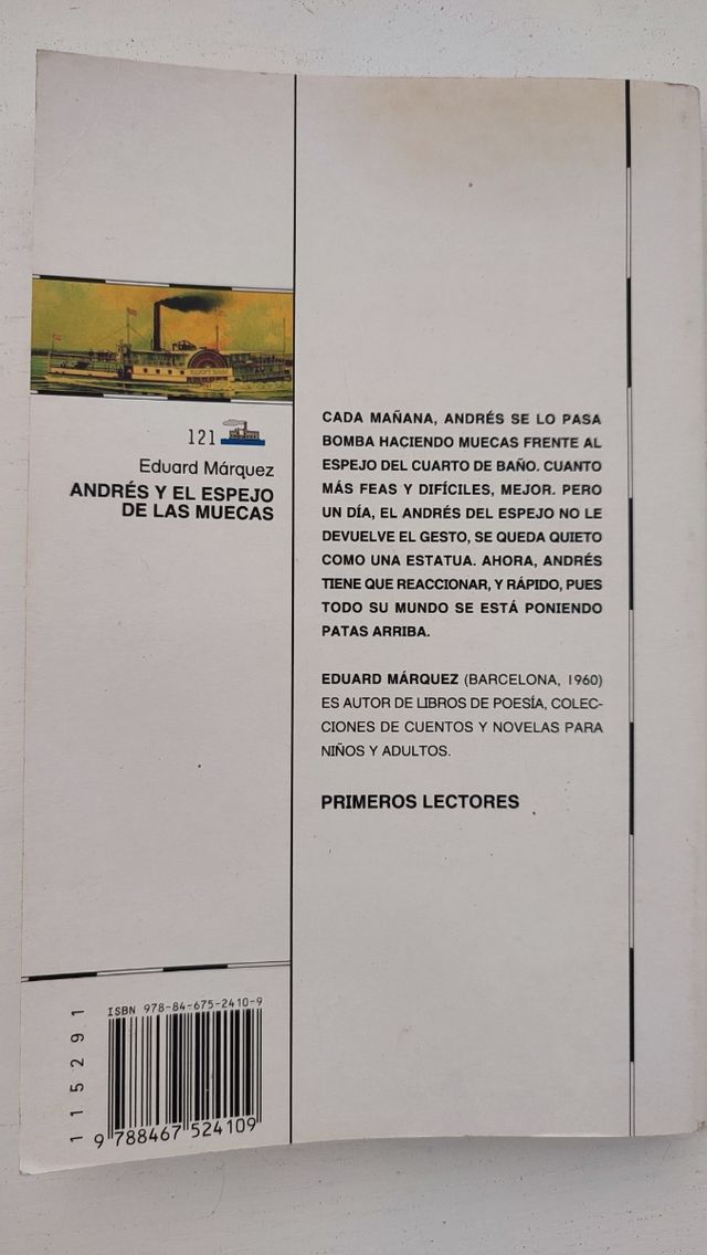 Andrés y el espejo de las muecas