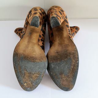 ZARA BOTINES DE TACON EN CUERO DISEÑO LEOPARDO T39