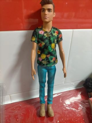 Muñeco ken