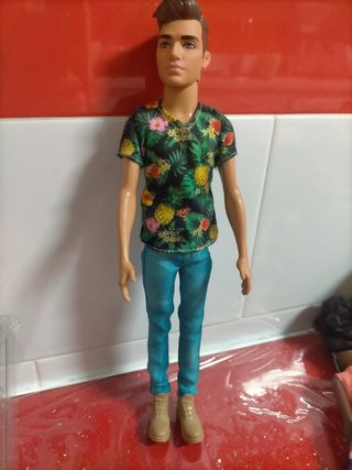 Muñeco ken