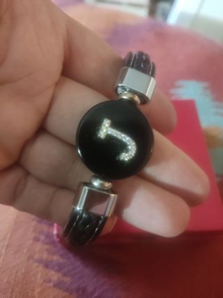 PULSERA MACIZA GRUESA CUERO DE HOMBRE LETRA J