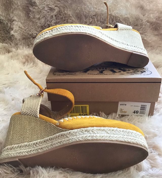 Sandalias de cuña Refresh talla 40