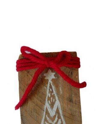 Decoración navideña árbol de Navidad en madera