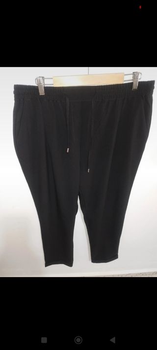 Pantalon jogger de tela con cordon