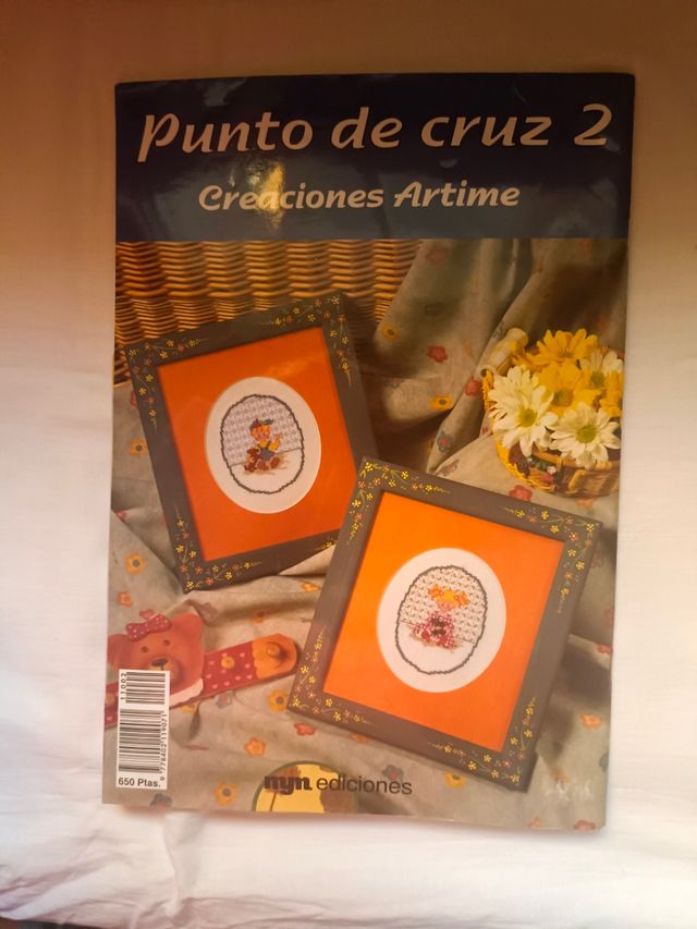 Se vende revista punto cruz-creacciones