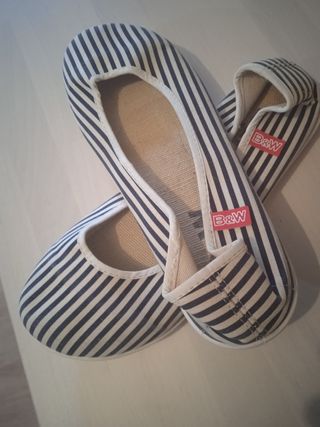 Zapatillas manoletinas a rayas marineras💙