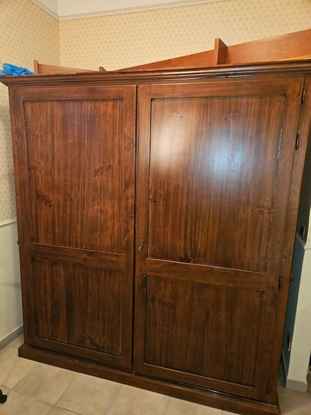 Cucina in legno, stile armadio