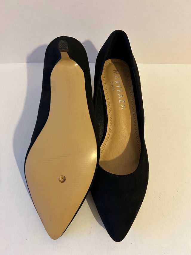 Salón negro, talla 37.