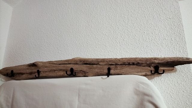 Perchero pared rustico 