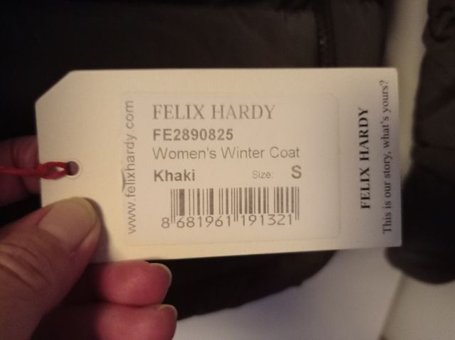 Plumífero Félix Hardy