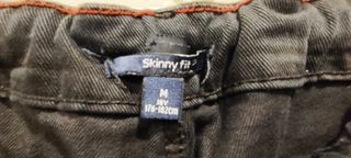 Pantalón niño Kiabi talla M 