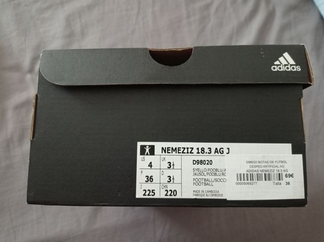 Botines de futbol (Césped artificial)