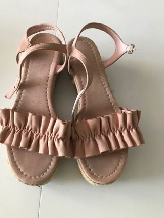 Sandalias con plataforma de esparto