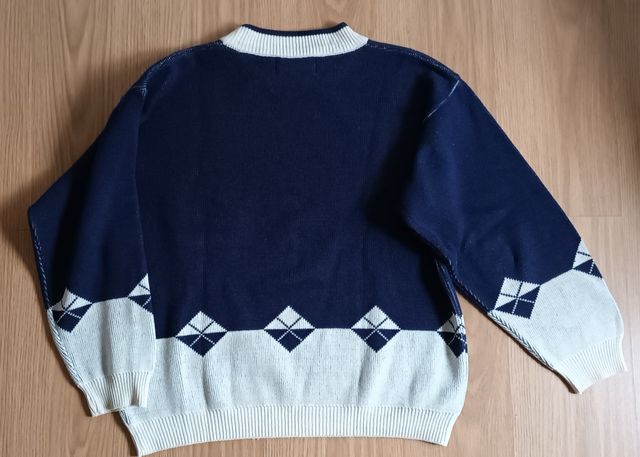 Jersey de cuello bajo