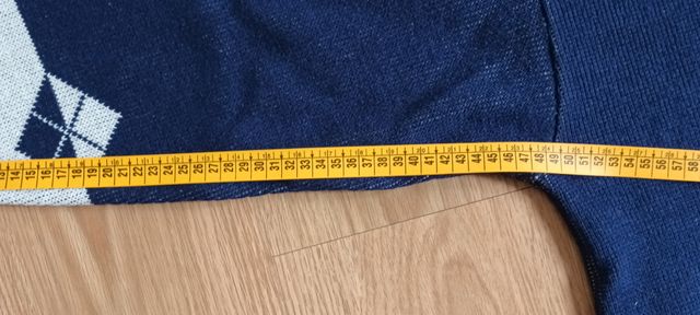 Jersey de cuello bajo